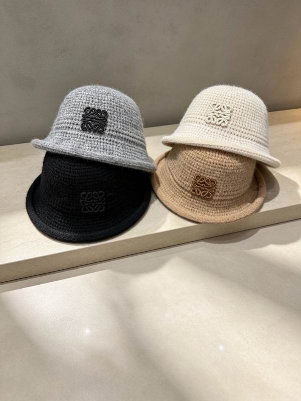 Loewe Hat dx82